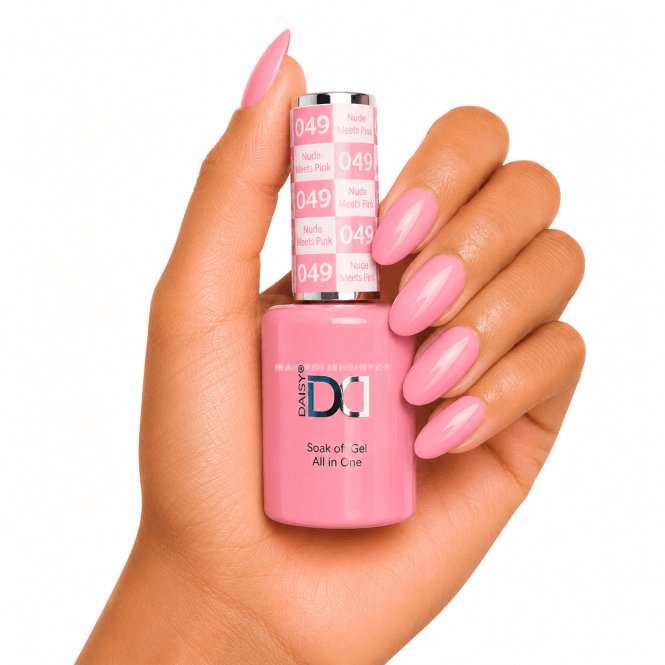 DND HEMA & TPO Free Gel Polish 15ml - Nude Meets Pink 049