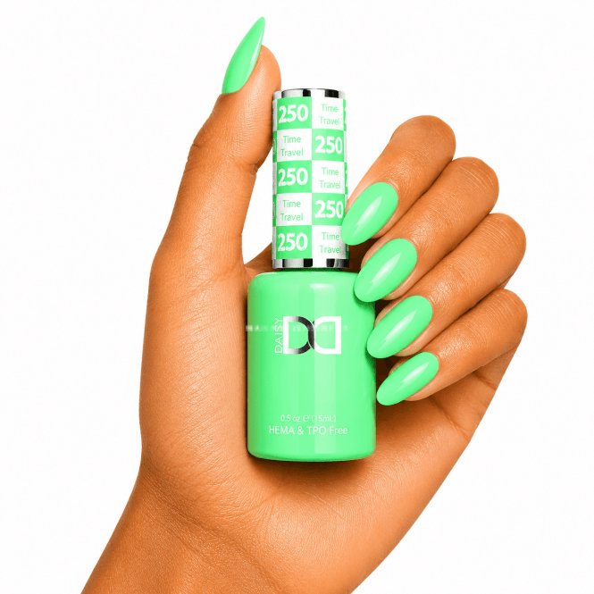 DND HEMA & TPO Free Gel Polish 15ml - Time Travel 250