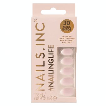 #NailingLife So Selena Nude Ombré Effect Press-On Nails