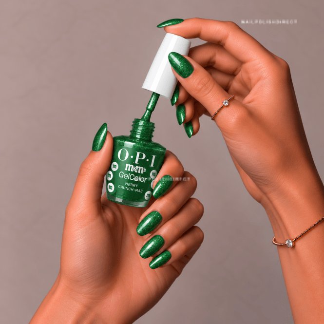 OPI GelColor The OPI & M&M'S Collection - HEMA & TPO Free Intelli-Gel Polish - Merry Crunch-mas 15ml