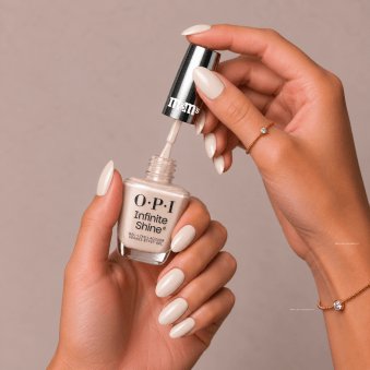 The OPI & M&M'S 2026 Gel-Like Nail Polish Collection - Go-oey Get 'Em 15ml