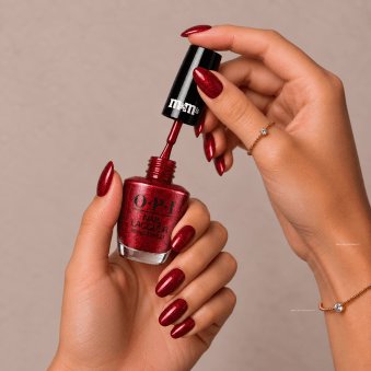 The OPI & M&M'S 2026 Nail Polish Collection - Red-iculously Sweet 15ml