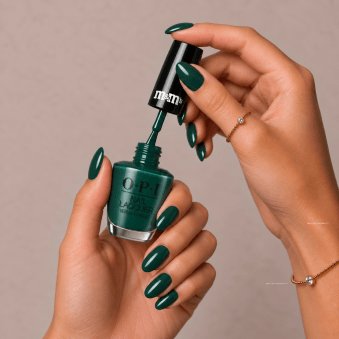 The OPI & M&M'S 2026 Nail Polish Collection -  What A Tree-t 15ml